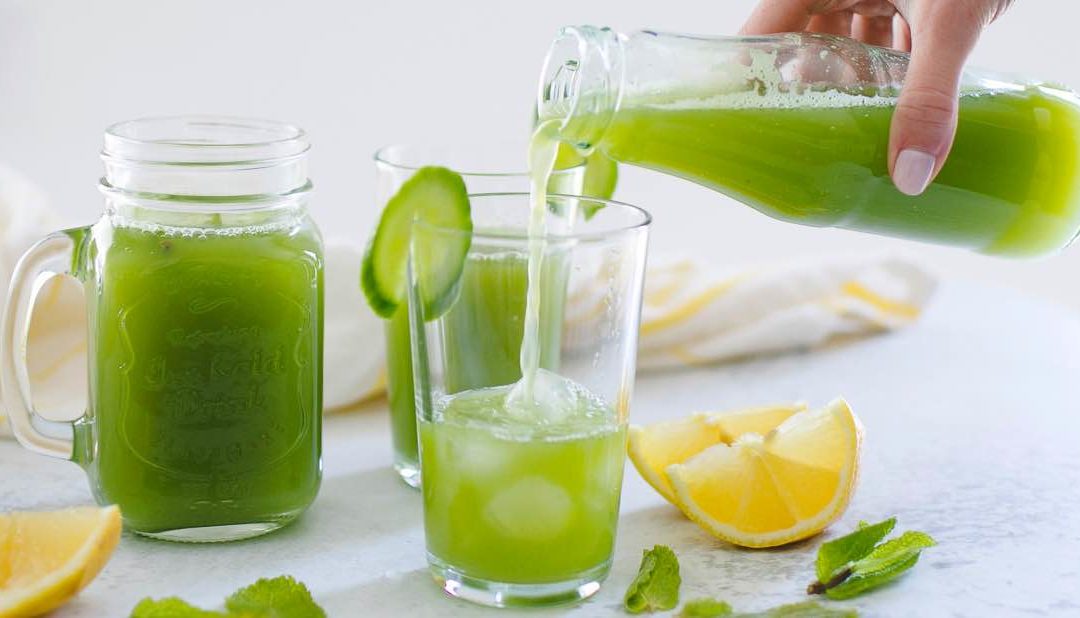 Green Morning Juice (no juicer!)
